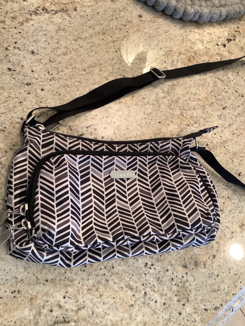 Baggallini Black & White Chevron Crossbody Bag